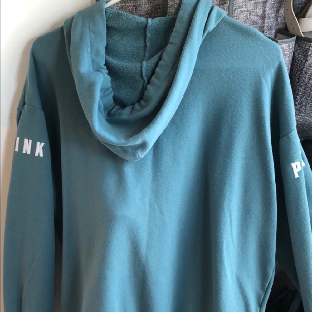 Victoria’s Scrent PINK hoodie - Picture 4 of 4